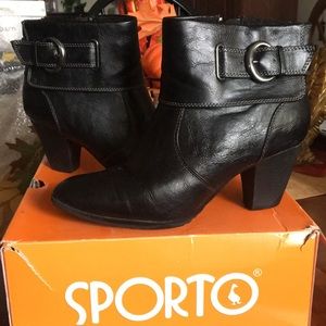 Sports black boots